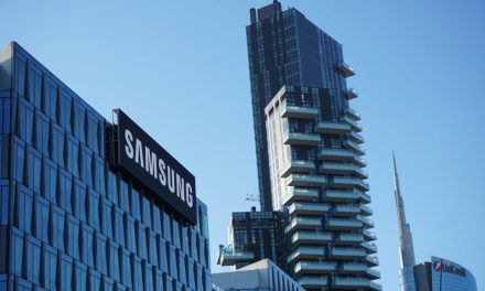 Samsung Electronics expands online stores for B2B customers