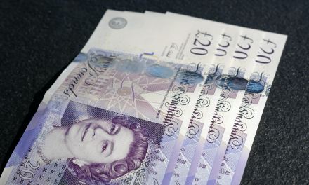 UK cash payments rise for first time in a decade