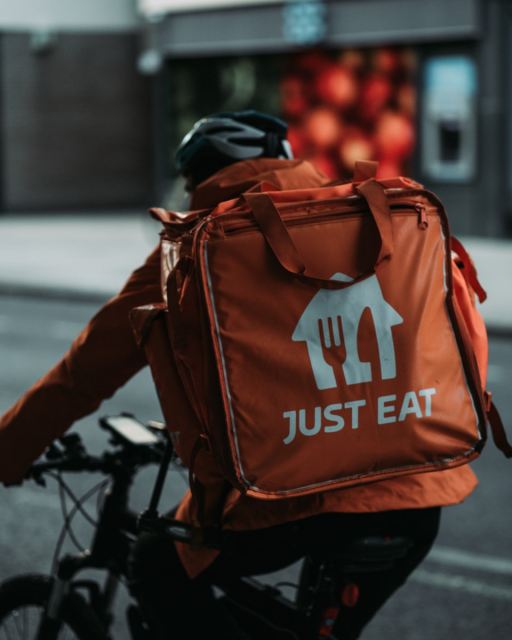 Just Eat and Iceland team up for rapid grocery delivery