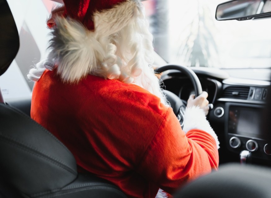 Zofeur launches Santa Claus chauffeur service for the festive season